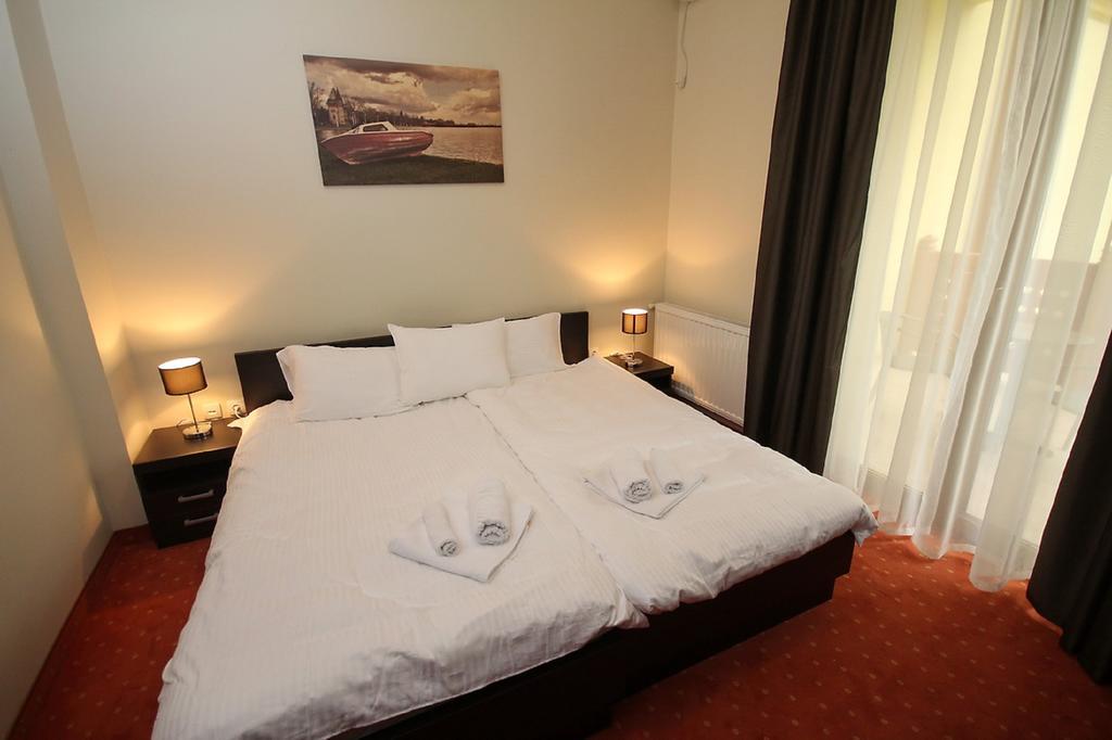 Vila Palic Ngoại thất bức ảnh