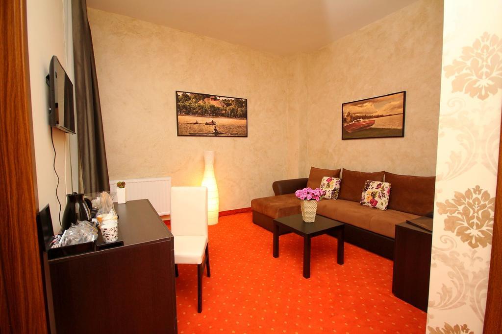 Vila Palic Ngoại thất bức ảnh